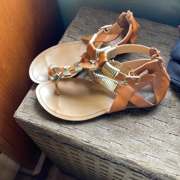 Sandals - Picture 10 of 11